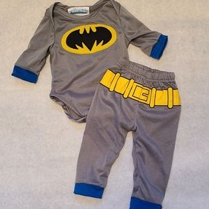 Batman long sleeved onesie/bodysuit with matching pants